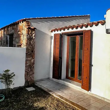بيت للعطل 1 Bedroom Stunning In Baia S, Anna Budoni *