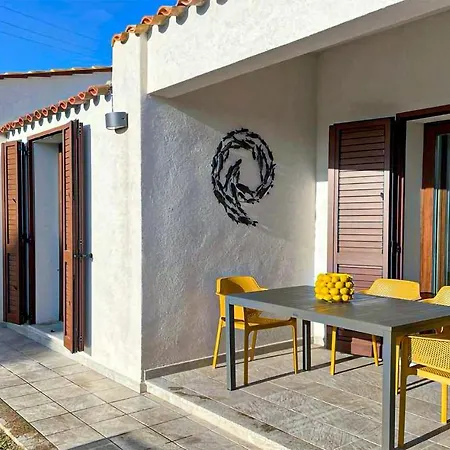 1 Bedroom Stunning In Baia S, Anna Budoni بيت للعطل *