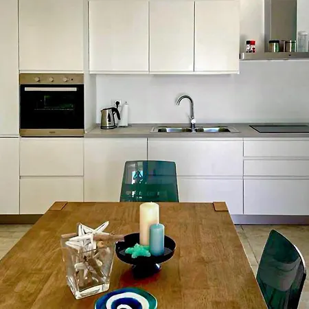 1 Bedroom Stunning In Baia S, Anna Budoni بيت للعطل