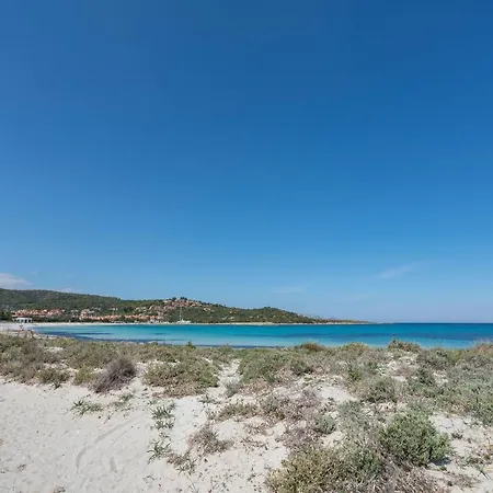 1 Bedroom Stunning In Baia S, Anna Budoni *