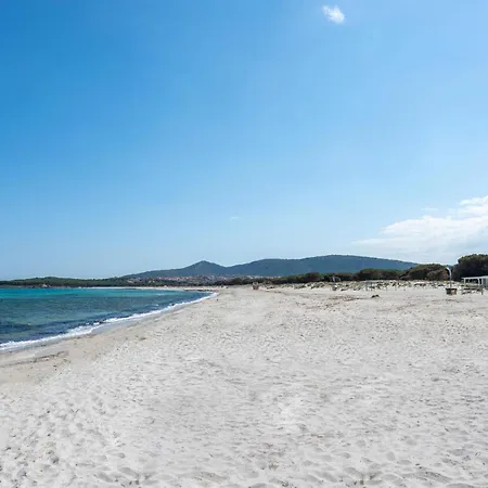 بيت للعطل 1 Bedroom Stunning In Baia S, Anna Budoni *